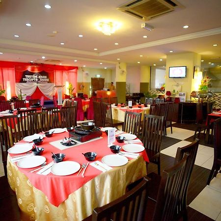 City Times Budget Stay Kuantan Exteriör bild